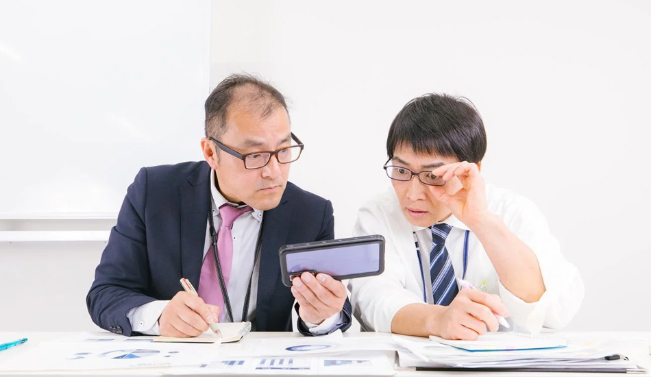 社員の素行調査は違法？雇用主が探偵に依頼できる調査範囲と注意点画像